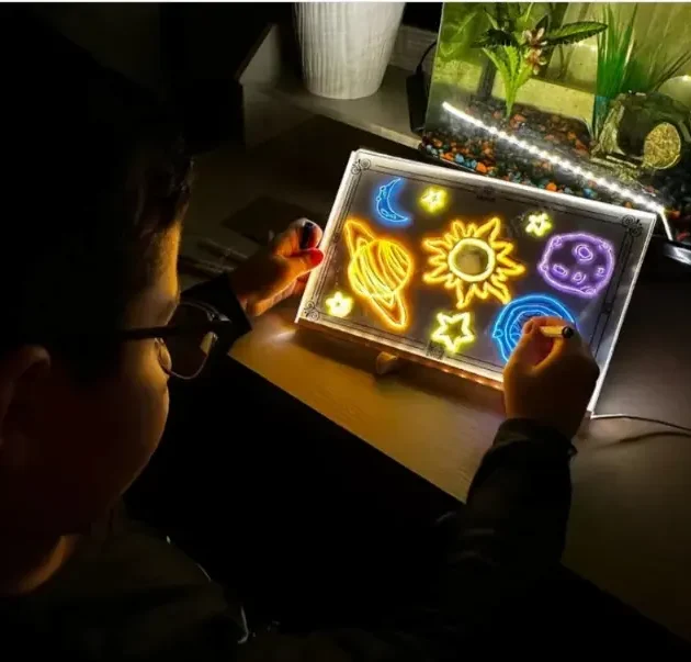 لوحة الرسم الذكية